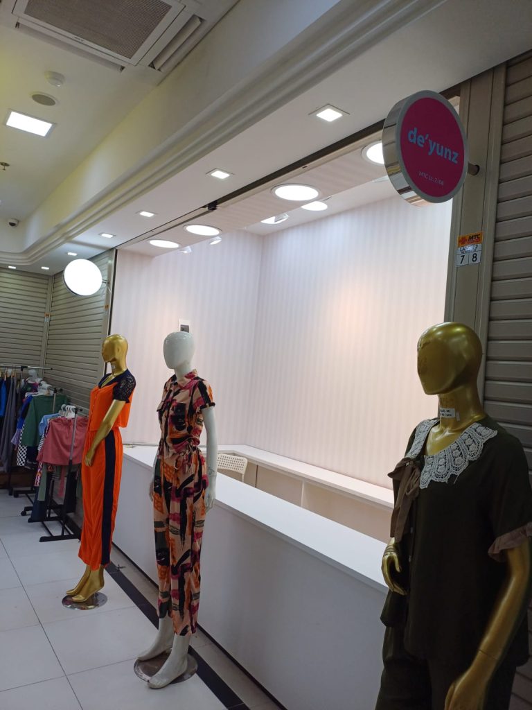 Toko MOIZ Trade Center