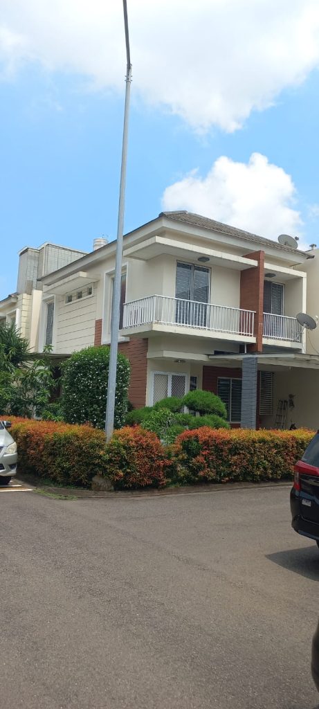 Rumah Riviera Garden Kelapa Gading
