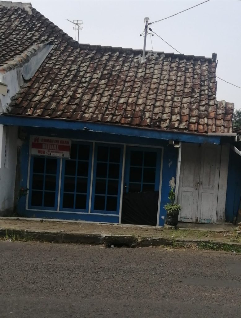 Rumah Kuningan Jawa Barat